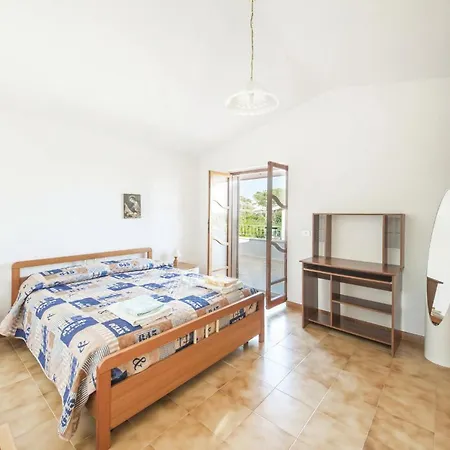 Cris E Noemi Apartment
